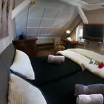 Apartament Purer Luxus In Planitz - Exklusive Fuer Bis Zu 10 Personen!